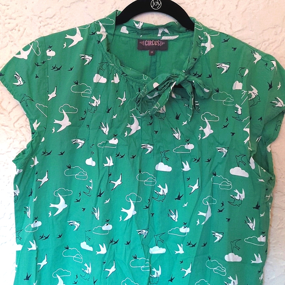 Modcloth Retro 60s Green Seagull Print Shift Dress Bow Neck Detail